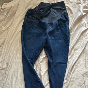 Old Navy Skinny Maternity Jeans, Size 14 Full Panel